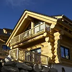 Chalet Tyroladis *