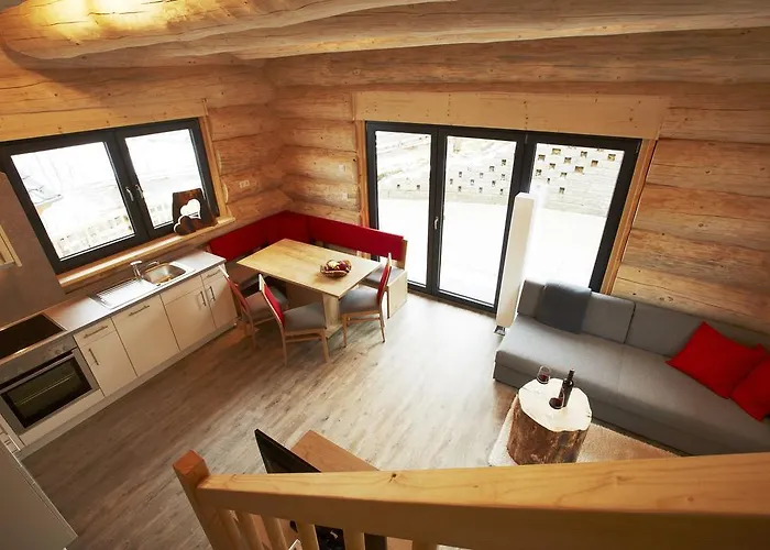 تايرولاديس